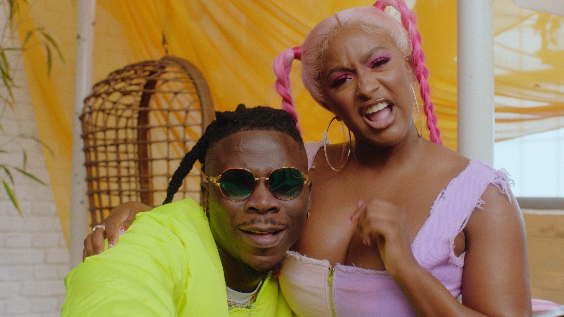 Cuppy & Stonebwoy - Karma Cuppy & Stonebwoy - Karma