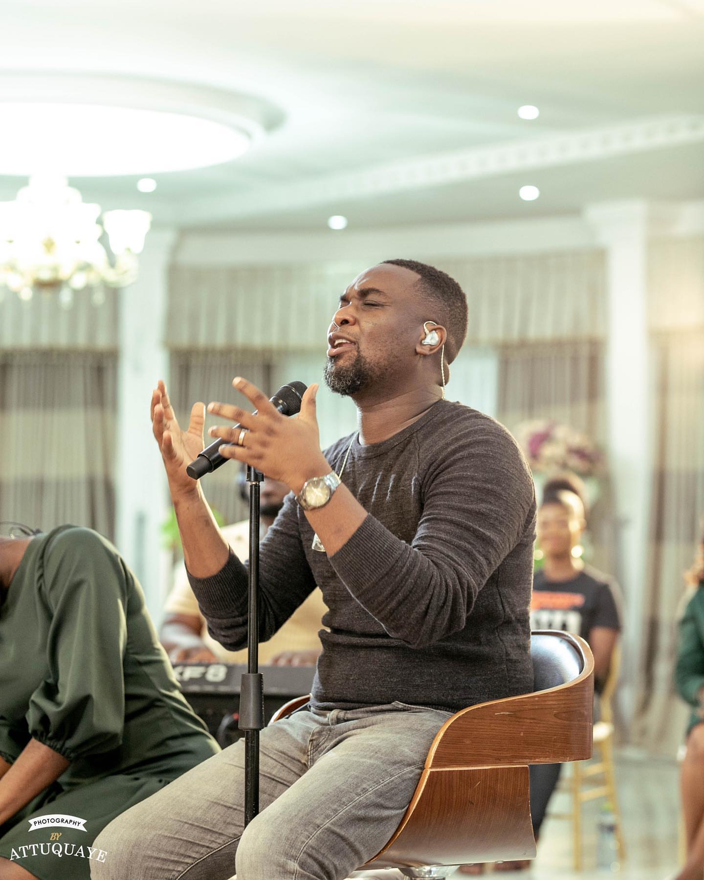 Joe Mettle - Ye Obua Mi (My Help) Joe Mettle - Ye Obua Mi (My Help)